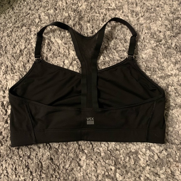 Victoria’s Secret VSX Sports Bra - Picture 2 of 11